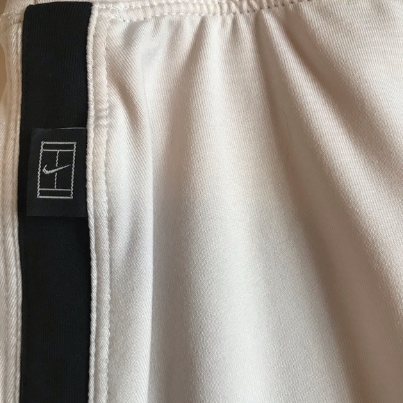 Nike Women's Tennis Skirt -Size S- - Picture 5 of 6